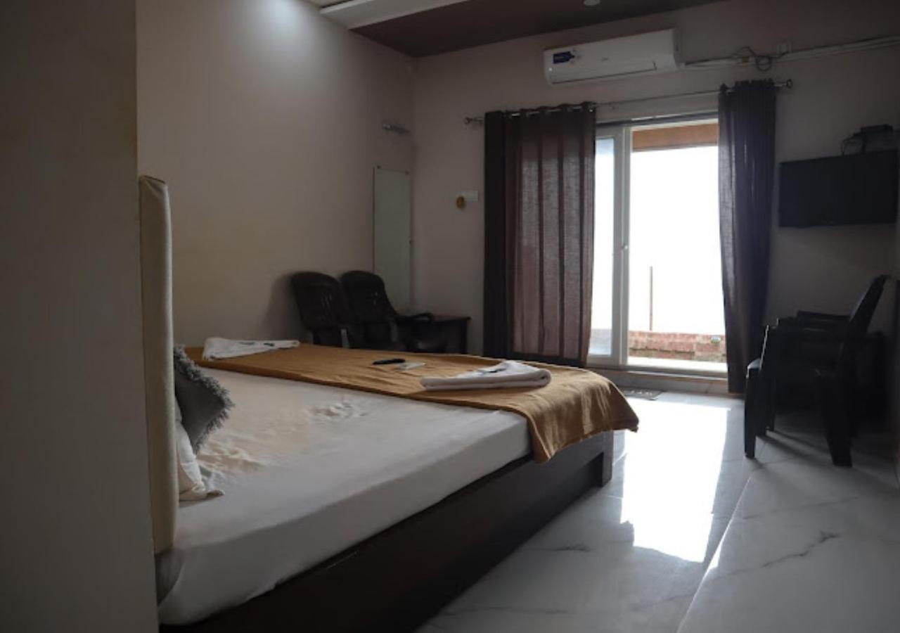 Sea King Beach Resort กันปาตีปุเล ภายนอก รูปภาพ